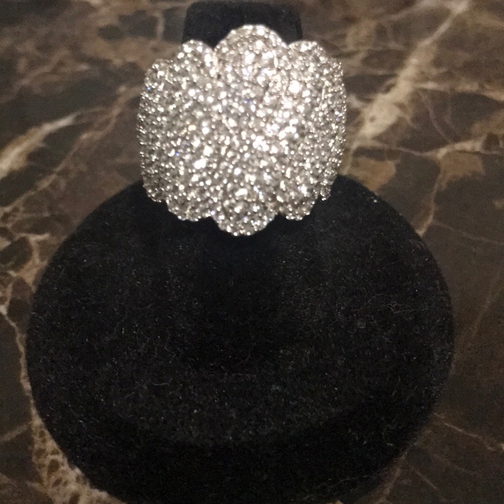 Cubic zirconia ring